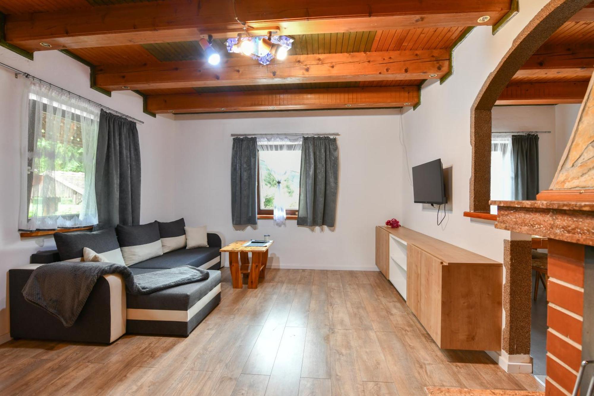 Guest House Martin Korana ภายนอก รูปภาพ